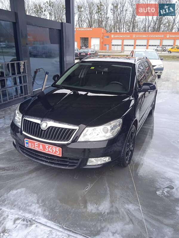 Універсал Skoda Octavia 2010 в Луцьку