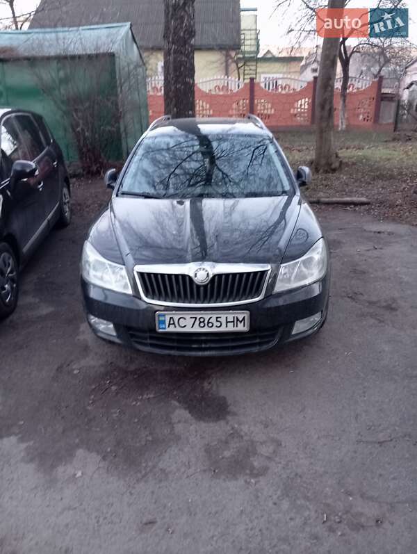 Універсал Skoda Octavia 2010 в Луцьку