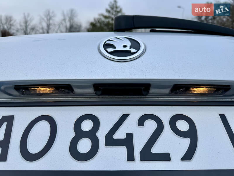 Универсал Skoda Octavia 2011 в Ужгороде