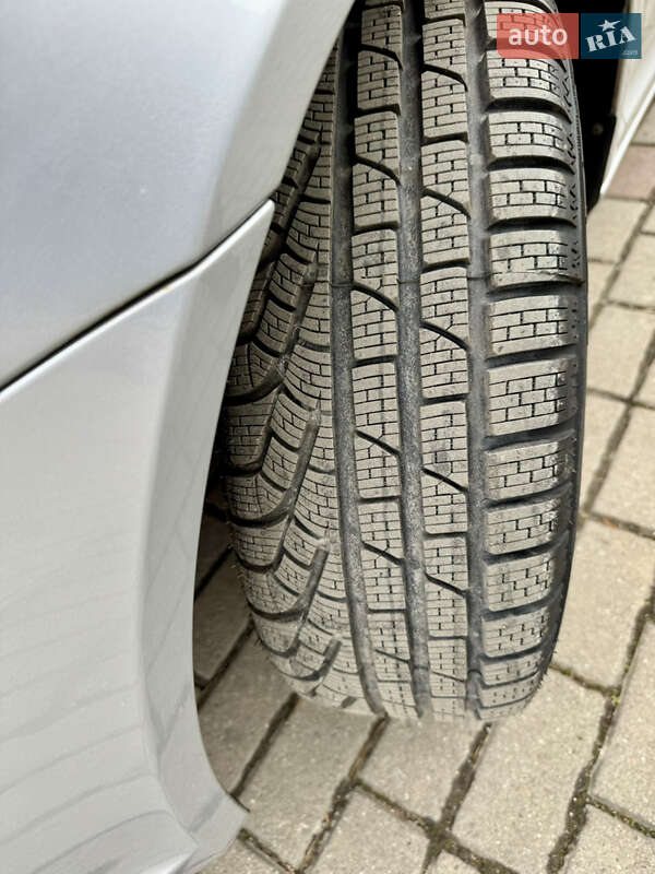 Универсал Skoda Octavia 2011 в Ужгороде