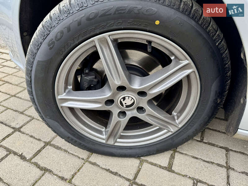 Универсал Skoda Octavia 2011 в Ужгороде