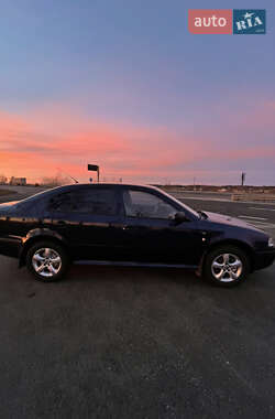 Лифтбек Skoda Octavia 2004 в Буске