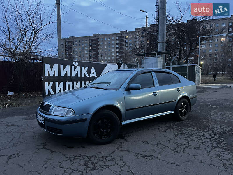 Лифтбек Skoda Octavia 2004 в Краматорске