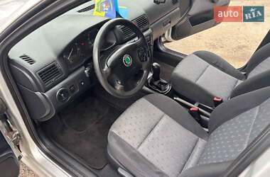 Ліфтбек Skoda Octavia 2005 в Борисполі