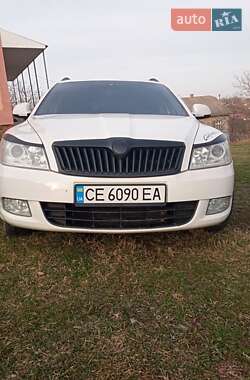 Універсал Skoda Octavia 2011 в Чернівцях