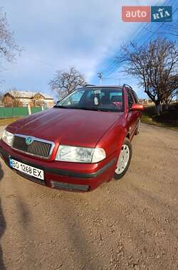 Универсал Skoda Octavia 2003 в Чорткове