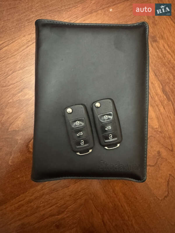 Универсал Skoda Octavia 2011 в Ужгороде