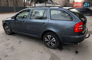 Універсал Skoda Octavia 2006 в Звягелі