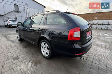 Універсал Skoda Octavia 2009 в Володимирі