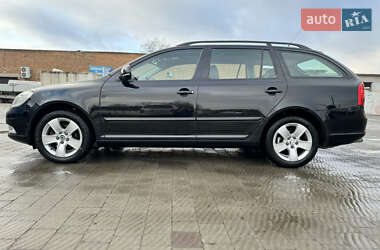 Універсал Skoda Octavia 2009 в Володимирі