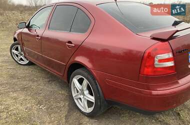 Ліфтбек Skoda Octavia 2006 в Погребах