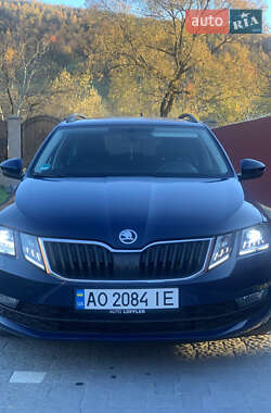 Универсал Skoda Octavia 2018 в Сваляве