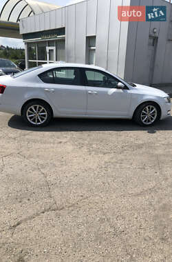 Лифтбек Skoda Octavia 2016 в 
