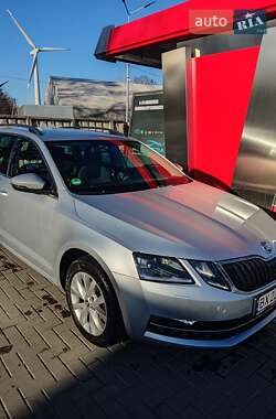 Универсал Skoda Octavia 2017 в Староконстантинове