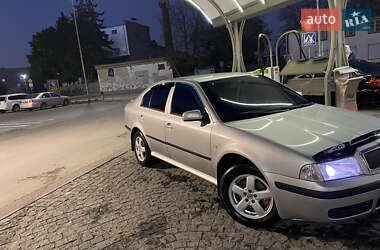 Ліфтбек Skoda Octavia 2005 в 