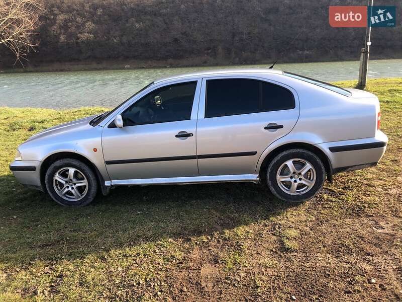 Skoda Octavia 2000