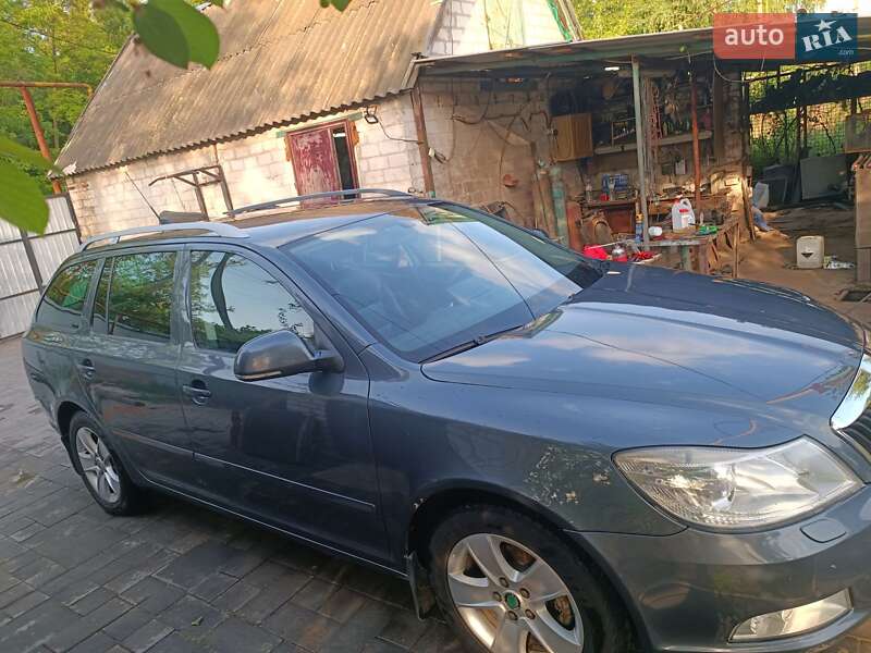 Универсал Skoda Octavia 2010 в Запорожье фото 6 Универсал Skoda Octavia 2010 в Запорожье