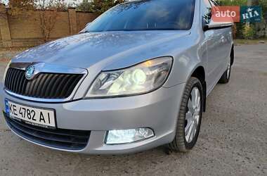 Ліфтбек Skoda Octavia 2009 в Дніпрі