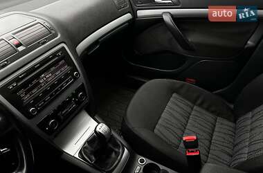 Универсал Skoda Octavia 2010 в 