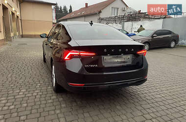 Лифтбек Skoda Octavia 2020 в Ужгороде