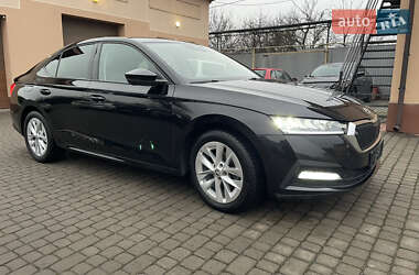 Лифтбек Skoda Octavia 2020 в Ужгороде