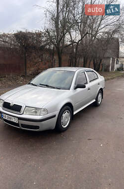 Ліфтбек Skoda Octavia 2003 в Прилуках