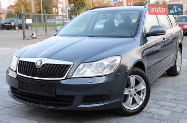 Універсал Skoda Octavia 2010 в Дрогобичі