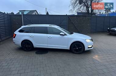 Универсал Skoda Octavia 2020 в Житомире