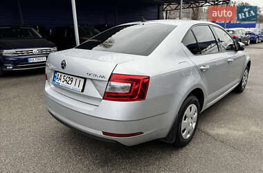 Ліфтбек Skoda Octavia 2019 в 