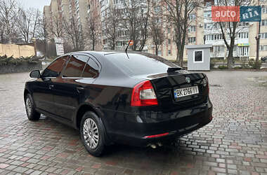 Ліфтбек Skoda Octavia 2012 в Рівному