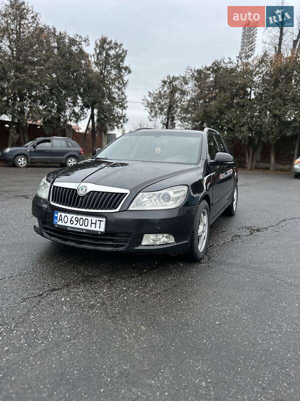 Универсал Skoda Octavia 2011 в Ужгороде