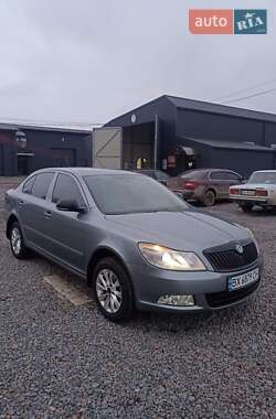 Лифтбек Skoda Octavia 2012 в Староконстантинове