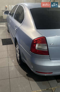 Лифтбек Skoda Octavia 2009 в 