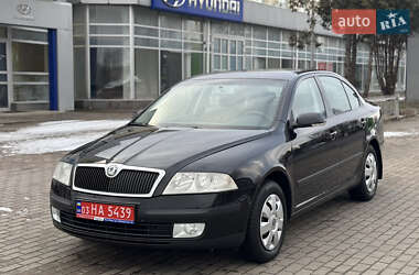 Ліфтбек Skoda Octavia 2008 в Рівному