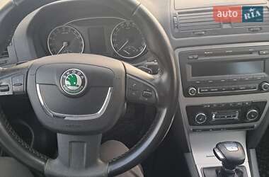 Універсал Skoda Octavia 2012 в Нововолинську