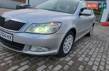 Універсал Skoda Octavia 2012 в Житомирі