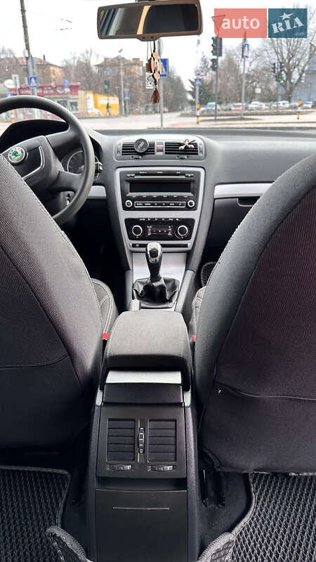 Универсал Skoda Octavia 2011 в Кропивницком