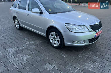 Универсал Skoda Octavia 2013 в Луцке