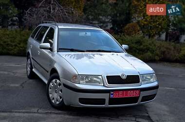 Універсал Skoda Octavia 2009 в Полтаві