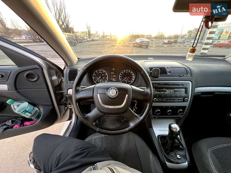 Універсал Skoda Octavia 2012 в Дніпрі