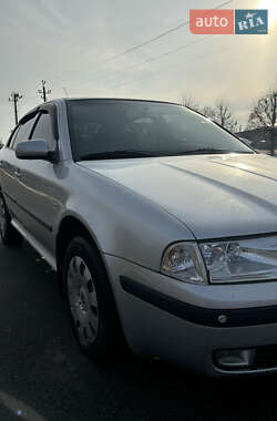 Лифтбек Skoda Octavia 2006 в Киеве