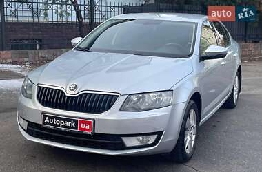 Лифтбек Skoda Octavia 2016 в Киеве