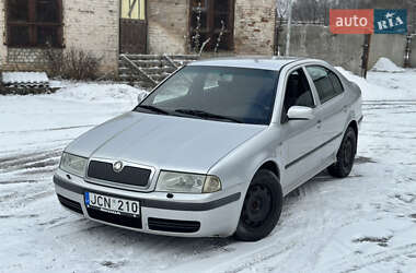 Ліфтбек Skoda Octavia 2003 в Костопілі