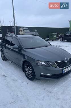 Універсал Skoda Octavia 2017 в Золочеві