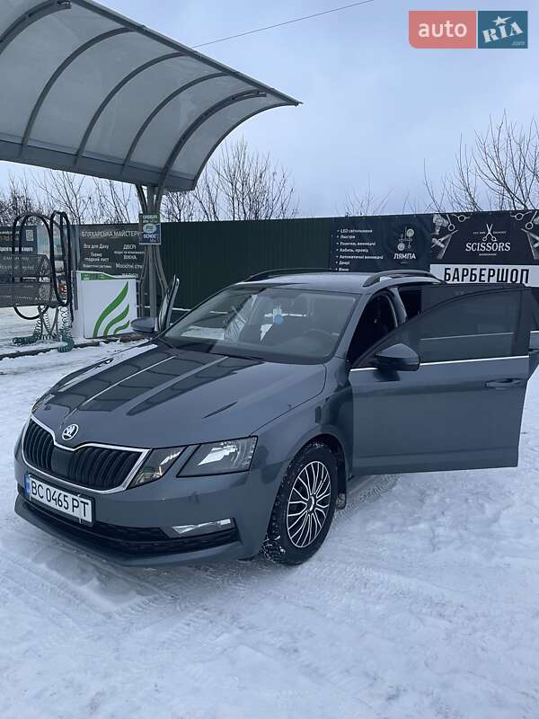 Универсал Skoda Octavia 2017 в Золочеве фото 3 Универсал Skoda Octavia 2017 в Золочеве