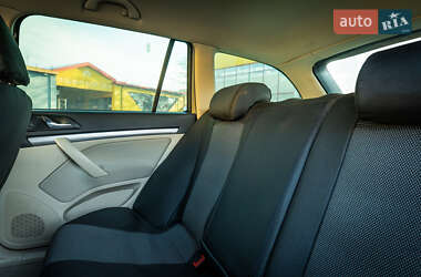 Універсал Skoda Octavia 2010 в 