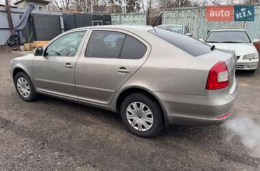 Лифтбек Skoda Octavia 2011 в 