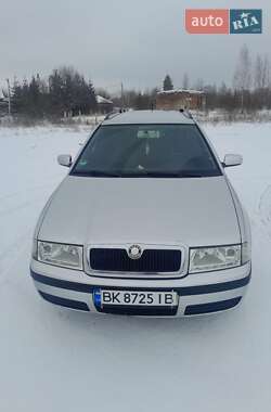 Універсал Skoda Octavia 2003 в Рокитному