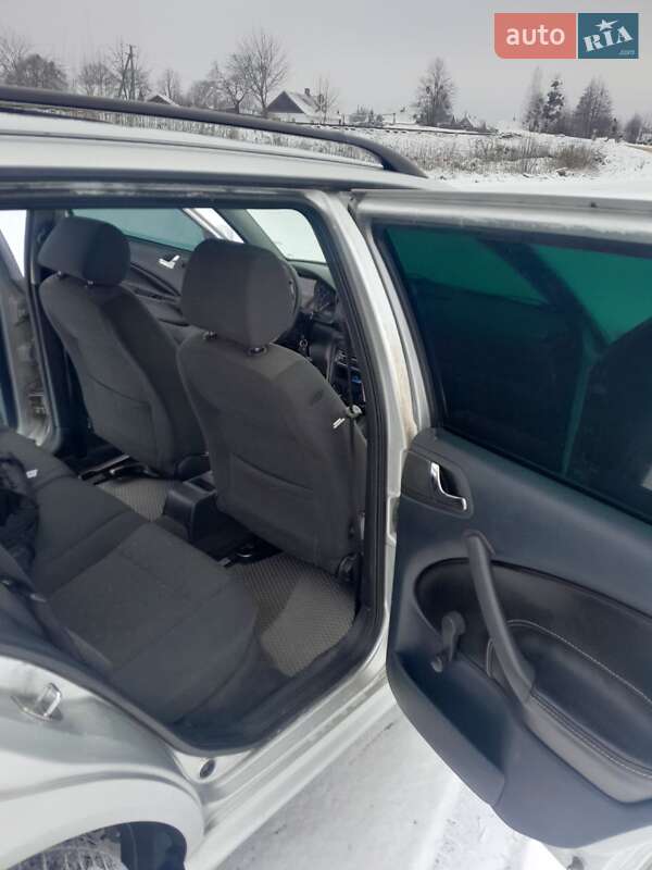 Універсал Skoda Octavia 2003 в Рокитному