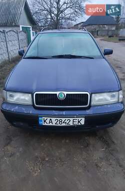 Універсал Skoda Octavia 2000 в Переяславі